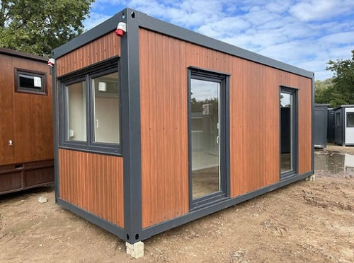 Standard-Bürocontainer 6x2,43 m