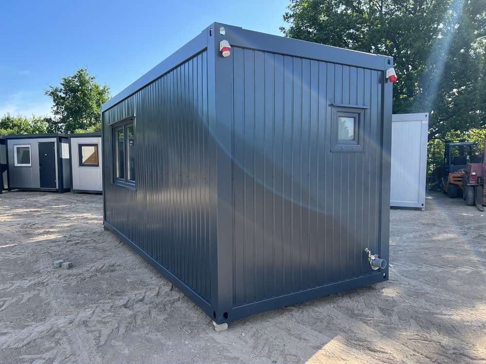 Container mit Büro, Küche, WC und Dusche 6x2,43 m