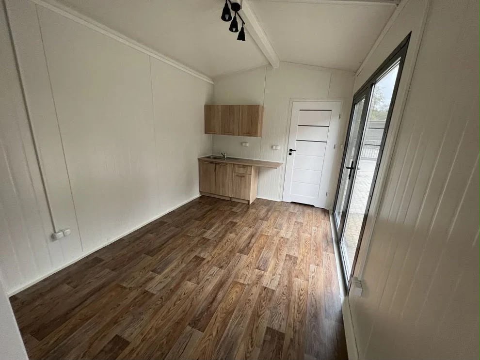 Wohn-/Gewerbeeinheit 24 m² (Ref: 42290)