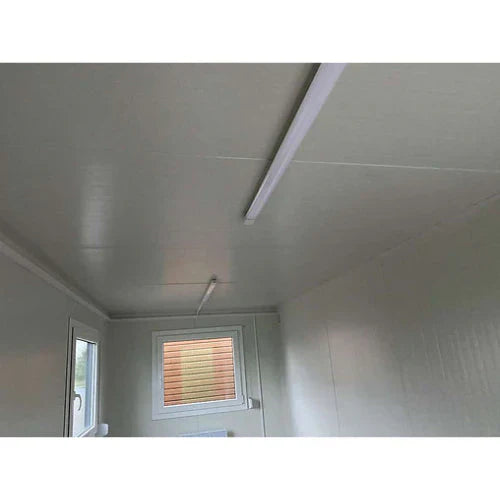 Bürocontainer mit Jalousien 6x2,4 m